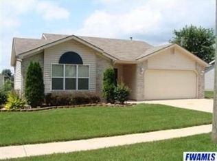 209 N Reed St, South Whitley, IN 46787