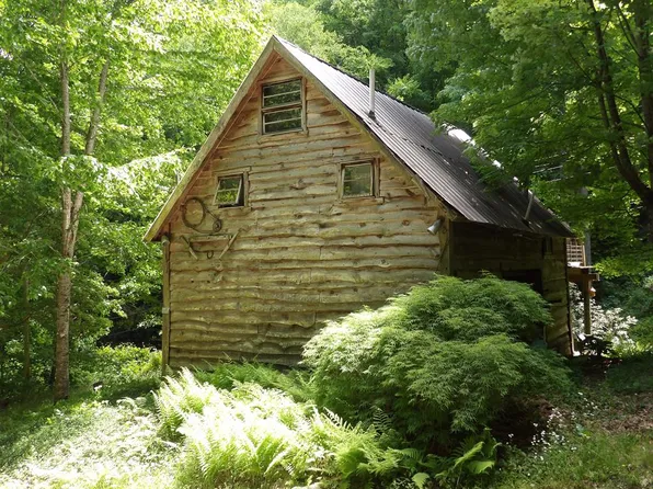 155 Waterfall Hollow Rd, Bryson City, NC 28789