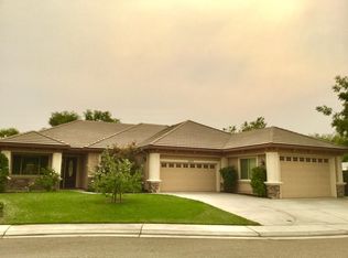 5550 Ryan Ln, Carmichael, CA 95608