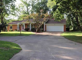 25 Hillcrest Dr, Carbondale, IL 62901