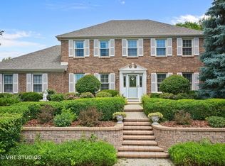 1006 Dakota Cir, Naperville, IL