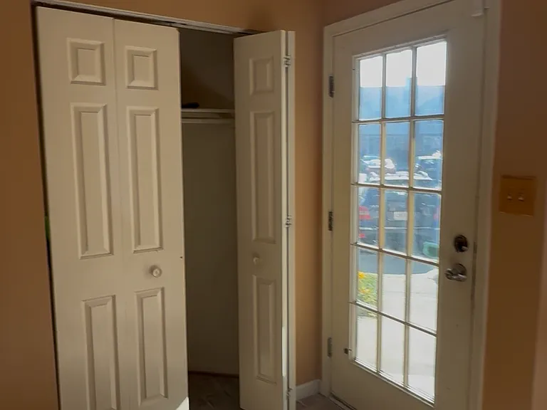 3182 Westdale Ct — Photo 6
