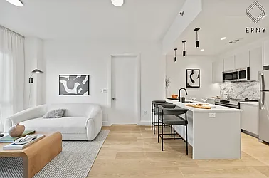 2250 Clarendon Road, #1R