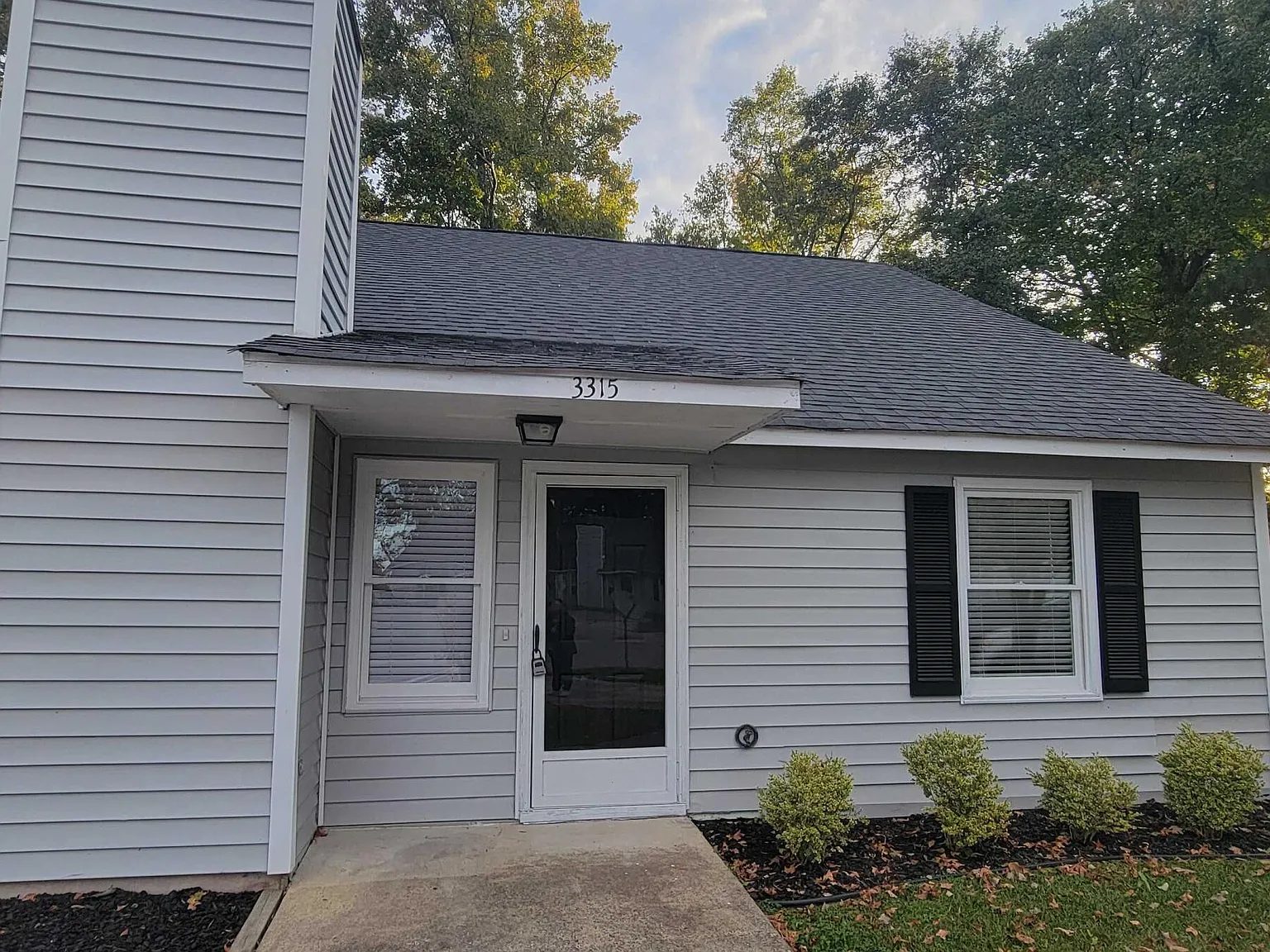 Studio, 2.0 bath, 1268 sqft, $1,500 — Photo 1