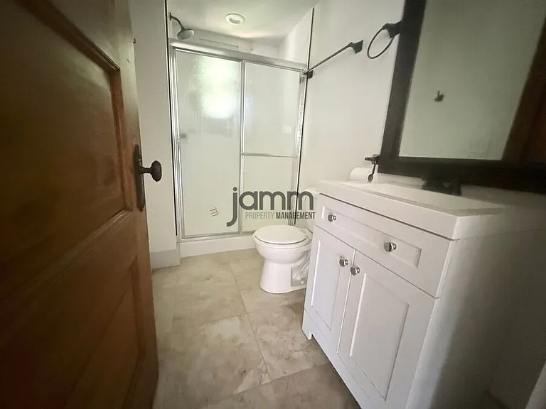 1856 E 89th St #201 — Photo 11