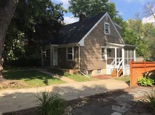 20 N Julian St, Naperville, IL