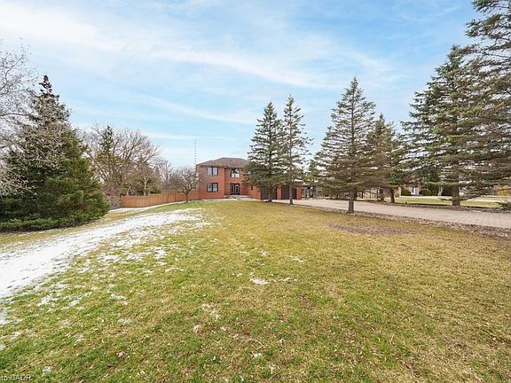 4th image of 1055 Golf Club Rd