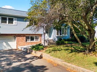 16 Coronet Ave, Lincroft, NJ