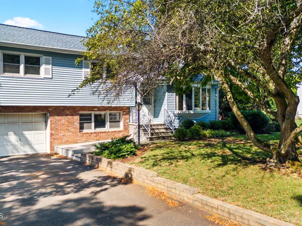 16 Coronet Avenue, Lincroft, NJ 07738