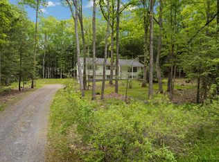 3 Niles Dr, Woodstock, NY 12498