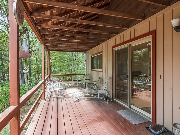 Feels like VT in Guilford