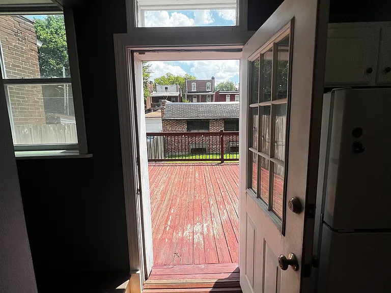 3308 Illinois Ave — Photo 12