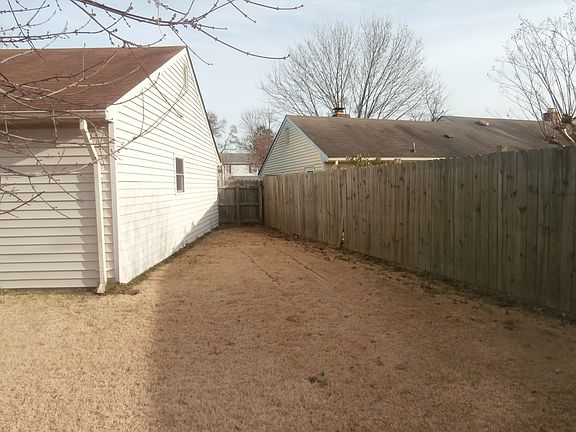 2nd image of 4009 Callahan Ct