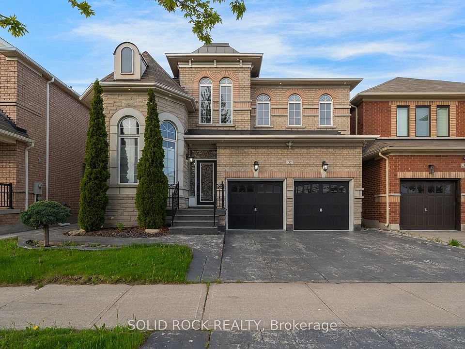 1st image of 32 Albert Roffey Cres