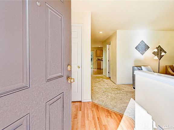 2nd image of 8823 Venn Ave SE