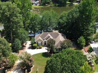 220 Youngs Cir, Fayetteville, GA 30215