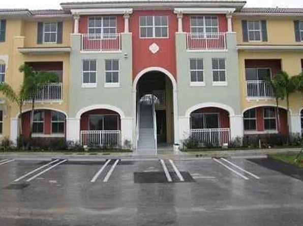 10902 NW 83rd St APT 207, Doral, FL 33178
