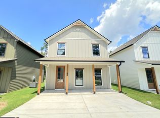99 Carroll Cir, Carrollton, GA 30117