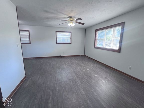 3rd image of 4906 W Troy Ave