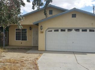 708 E Shasta St, Avenal, CA 93204