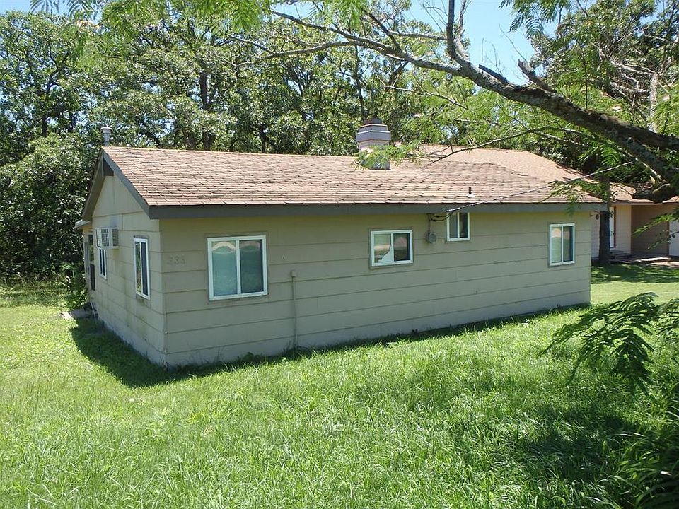 1st image of 335 E Lakeside Dr