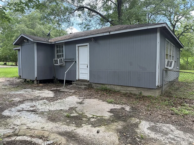 5764 Cessna Dr — Photo 18