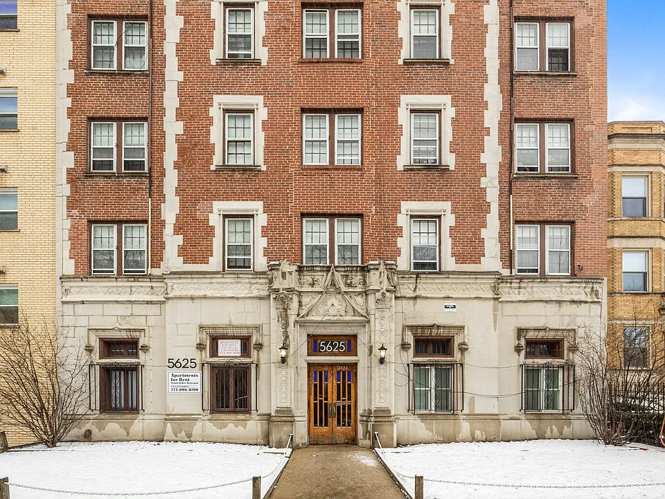 5625 North Winthrop