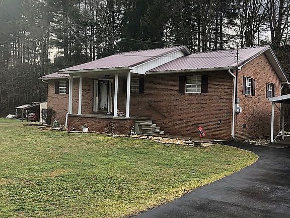 Paved Driveway off Glenview