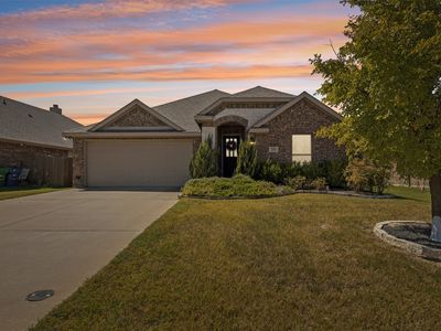 232 Valley View Dr, Waxahachie, TX, 75167