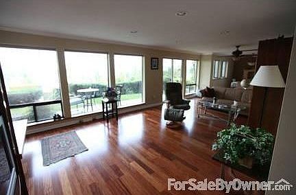 5th image of 7400 Stinson Ave APT 101