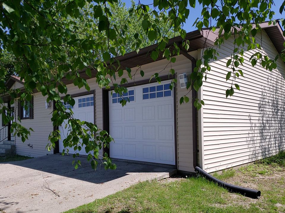 1516 William Ave, Montevideo, MN 56265 | Zillow