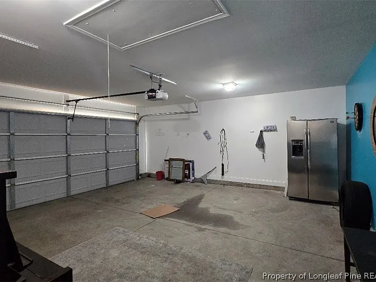 127 Nandina Ct — Photo 29