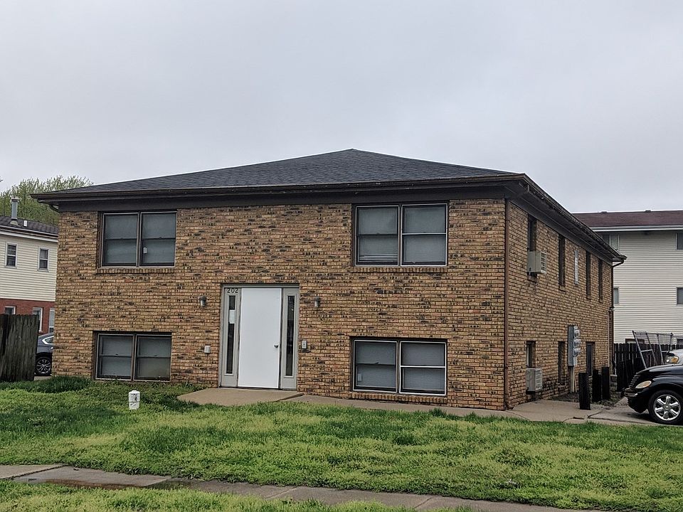 2nd image of 202-204 Lindell Dr