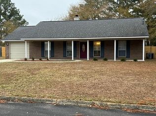 118 Stapleton Dr, Eufaula, AL 36027