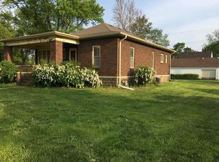 609 Main St, Crescent City, IL 60928