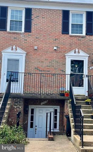 1st image of 1047A Brixton Ct
