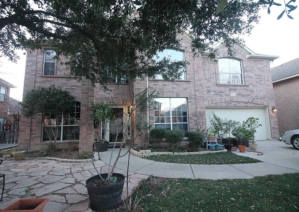 1st image of 4908 Treeside Dr