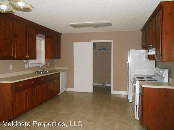 5th image of 3112 Vanelle Dr