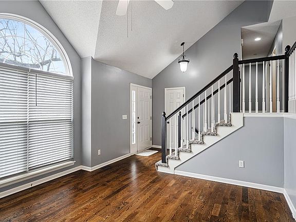 5th image of 6407 N Kirkwood Ave