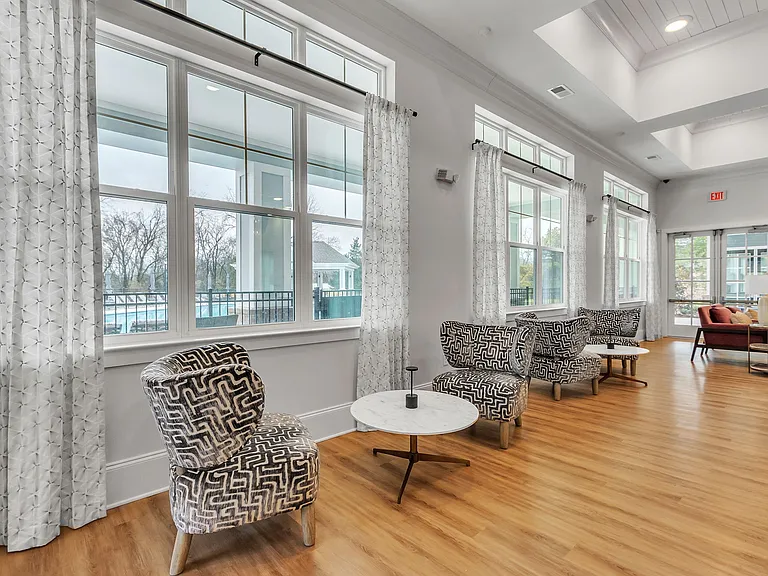 Sanctuary Bluff Apartments — Photo 4