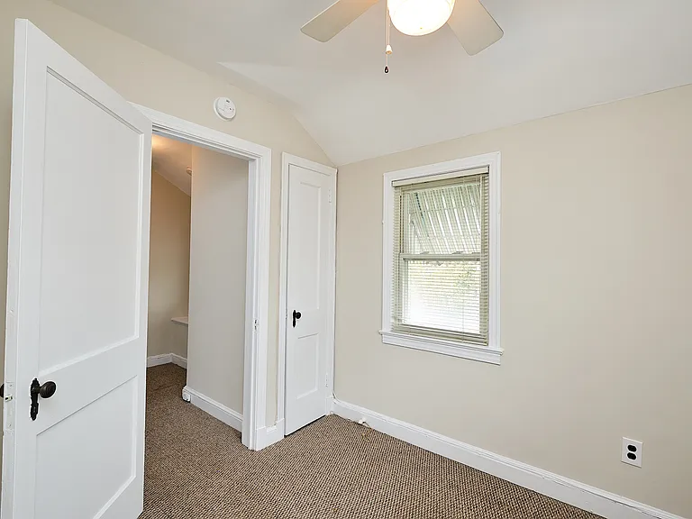 3617 28th St NE — Photo 15