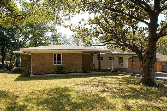 1st image of 5229 Trail Lake Dr