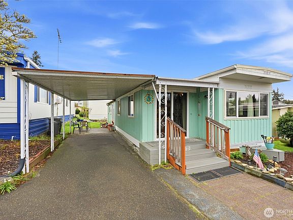 2nd image of 18501 52nd Avenue W #44