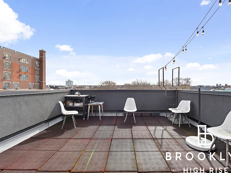 311 Woodbine St #4F — Photo 16