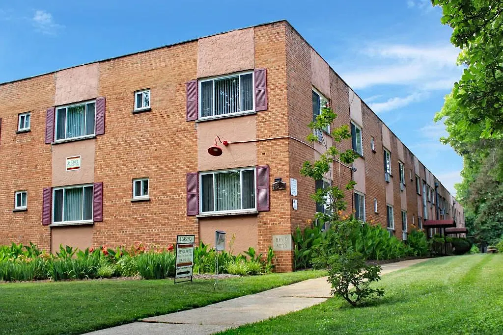 Bevo Apartments — Photo 4