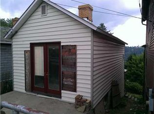 820 Oakland Ave, Charleroi, PA 15022