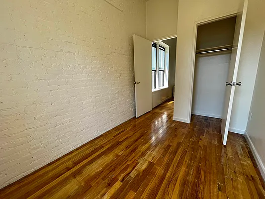 Rented by Best Apartments North Inc | media 27