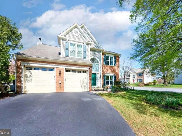 46554 Cedarhurst Dr, Sterling, VA 20165