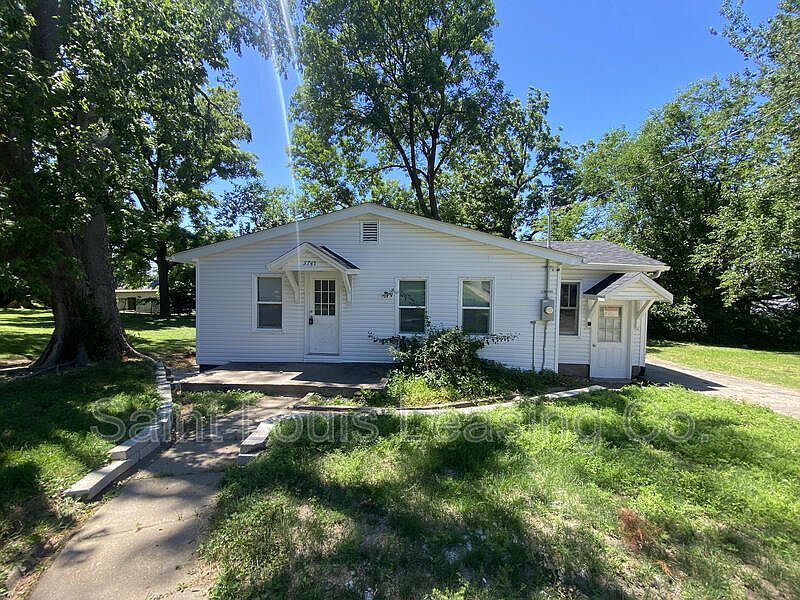 1st image of 3745 Dixie Dr