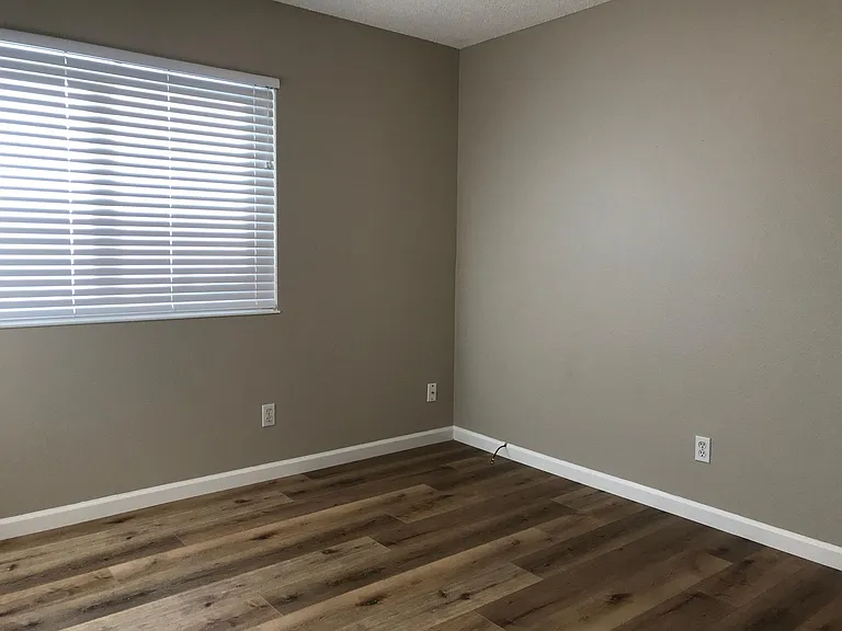 2637 Volga Way — Photo 14